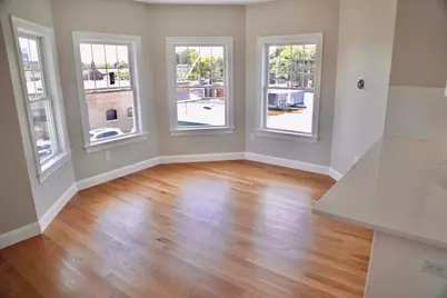 35 Chestnut St #1, Wakefield, MA 01880 - Photo 5