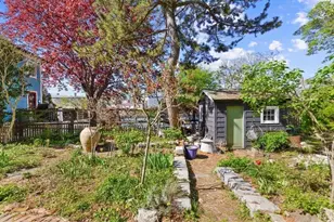 29 & 31 Circle St, Marblehead, MA 01945 - Photo 35