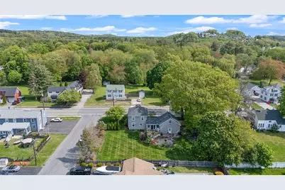 409 Groveland St, Haverhill, MA 01830 - Photo 35