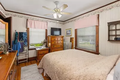 409 Groveland St, Haverhill, MA 01830 - Photo 17