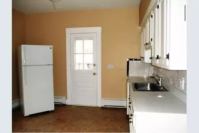 129 Brown St. #2, Waltham, MA 02452 - Photo 7