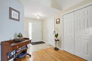 56 Nature View Drve, Uxbridge, MA 01569 - Photo 3