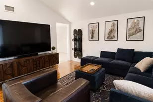 5 Myrtle St, Saugus, MA 01906 - Photo 13
