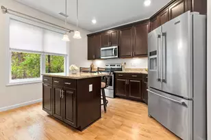 220 Martins Lndg, North Reading, MA 01864 - Photo 7