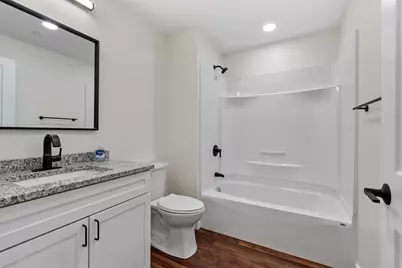 329 Main St #3, Fitchburg, MA 01420 - Photo 5