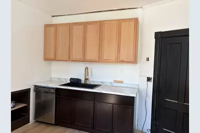 86 W Main St, North Adams, MA 01247 - Photo 11