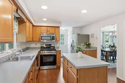 44 Morningside Dr, Rockland, MA 02370 - Photo 5