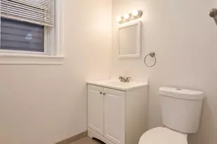 128 Shawmut St, Chelsea, MA 02150 - Photo 11