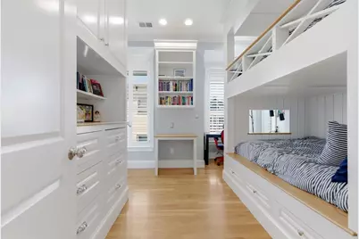 110 Bolton St #SF, Boston, MA 02127 - Photo 15