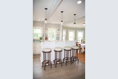 3 Chester Rd #3, Belmont, MA 02478 - Photo 9
