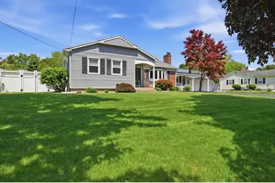 69 Parkview Dr, Agawam, MA 01030 - Photo 3