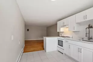 180 Tyngsboro Rd, Chelmsford, MA 01863 - Photo 13