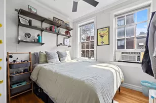 60 Myrtle St, Boston, MA 02114 - Photo 9