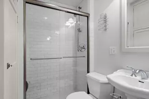 54 Myrtle St, Boston, MA 02114 - Photo 13