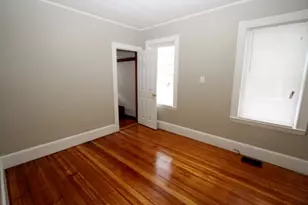 18 Howes St, Boston, MA 02125 - Photo 11