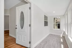 89 Edgewood Ave, Methuen, MA 01844 - Photo 3