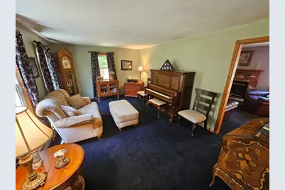 2 Center Hill Rd, Pembroke, MA 02359 - Photo 9