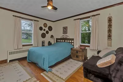 123 Holyoke St, Easthampton, MA 01027 - Photo 17