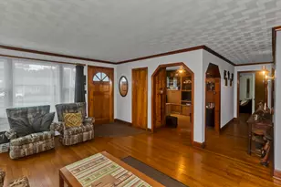 123 Holyoke St, Easthampton, MA 01027 - Photo 5