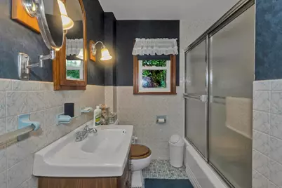 123 Holyoke St, Easthampton, MA 01027 - Photo 13