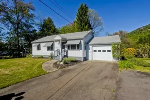 123 Holyoke St, Easthampton, MA 01027 - Photo 3