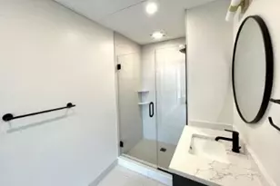 71 Border St, Boston, MA 02128 - Photo 5