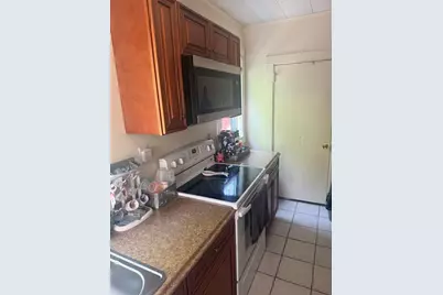66 Holman St, Attleboro, MA 02703 - Photo 9