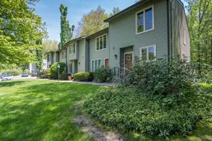 10 Walnut St, Montague, MA 01376 - Photo 3