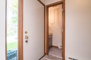 10 Walnut St, Montague, MA 01376 - Photo 27