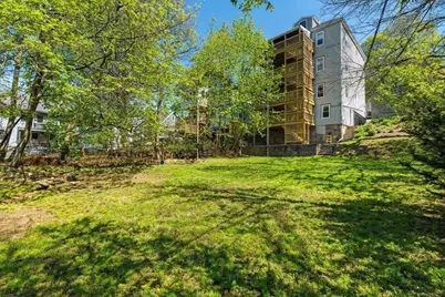 46 Symmes #3, Boston, MA 02131 - Photo 23