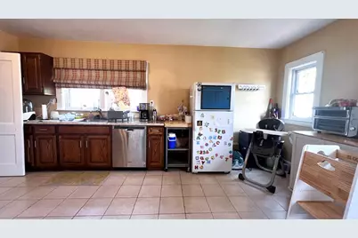 9 Hovey St #2, Quincy, MA 02171 - Photo 5