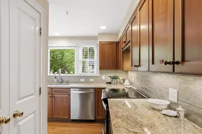 6 Safford St #2, Ipswich, MA 01938 - Photo 5
