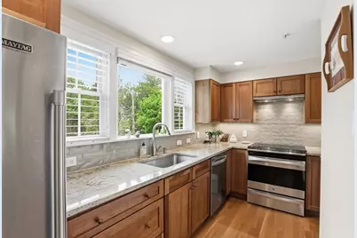 6 Safford St #2, Ipswich, MA 01938 - Photo 5