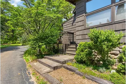 139 Bailey Rd, Holden, MA 01520 - Photo 5
