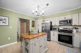 6 Majestic Way, Salem, MA 01970 - Photo 5