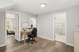 80 Brickett St, Springfield, MA 01119 - Photo 27