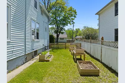 80 Brickett St, Springfield, MA 01119 - Photo 35