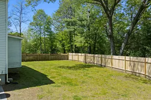 80 Brickett St, Springfield, MA 01119 - Photo 33