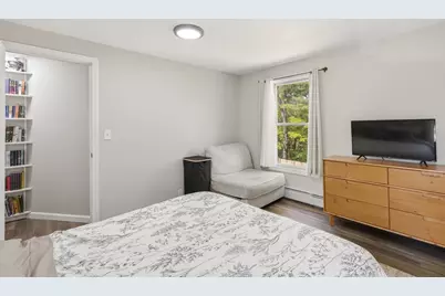 80 Brickett St, Springfield, MA 01119 - Photo 17