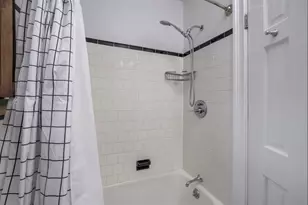 37 Commonwealth Ave, Newton, MA 02459 - Photo 13