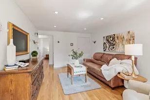 68 Preston St, Wakefield, MA 01880 - Photo 3