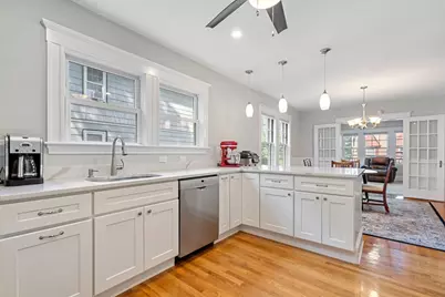 1045 Adams Street #1, Boston, MA 02124 - Photo 5