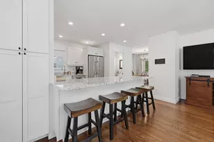 308 Asbury St, Hamilton, MA 01982 - Photo 11