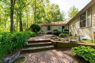 11 Fletcher St, Plainville, MA 02762 - Photo 3
