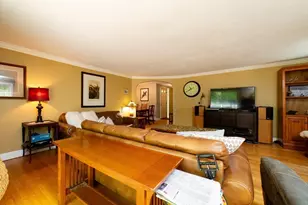 11 Fletcher St, Plainville, MA 02762 - Photo 19