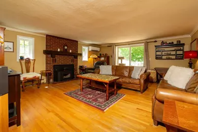 11 Fletcher Street, Plainville, MA 02762 - Photo 17