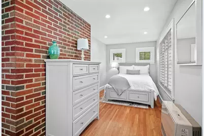 18 Pickwick Road, Marblehead, MA 01945 - Photo 9