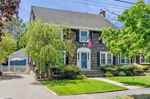 18 Pickwick Rd, Marblehead, MA 01945 - Photo 1