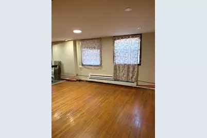 76 Maple St #Ground Unit, Springfield, MA 01105 - Photo 9
