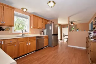 19 Marcia Bliss Way, Taunton, MA 02780 - Photo 9